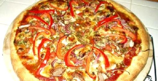 Овощная пицца с сыром Моцарелла