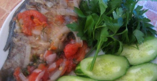 Рыба с помидорами