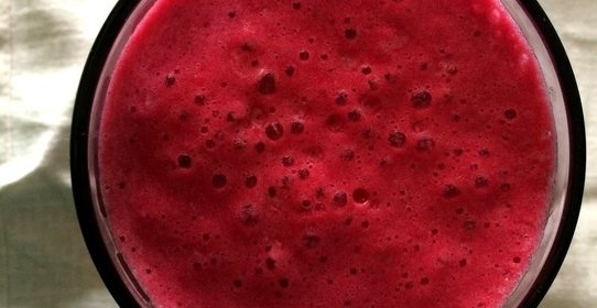 Свекольно-ананансовый смузи с фенхелем