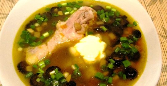 Грибной суп с маслинами