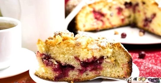 Пирог с клюквой