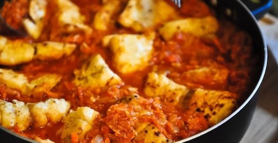 Рыба под морковью