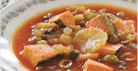 Рыбная солянка из лососевых трех видов