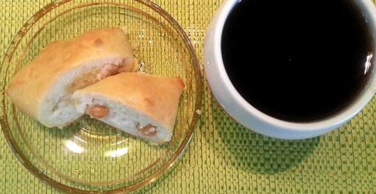 Пирожки с рисом и изюмом