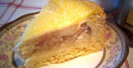 Пирог с запеченными грушами и медом