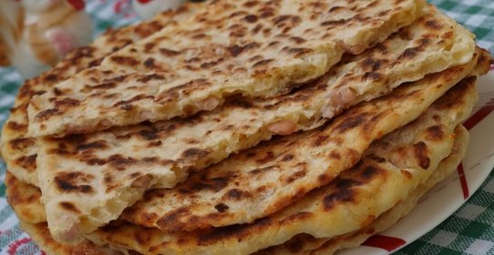 Лепёшки с ветчиной и сыром
