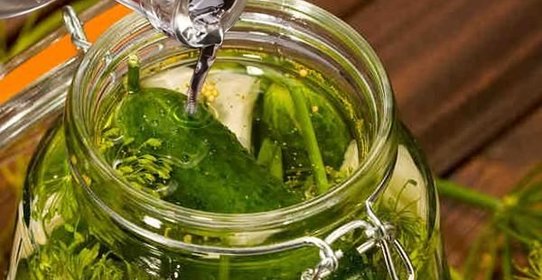 Маринованные огурцы с водкой