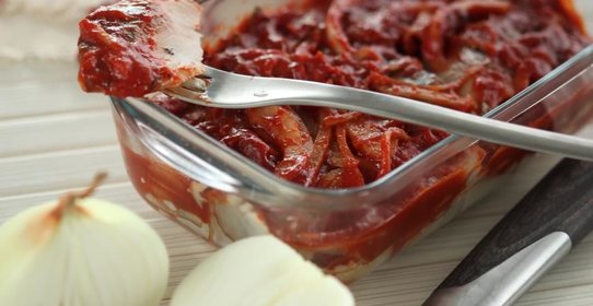 Сельдь в томатном маринаде