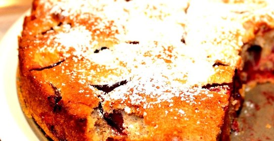 Орехово–сливовый пирог