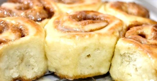 Булочки с корицей и пахтой
