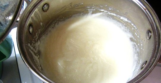 Манная каша со сливочным маслом