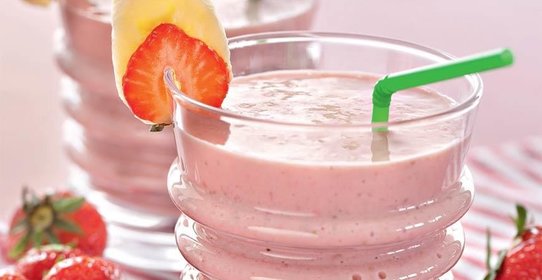 Бананово-клубничный смузи