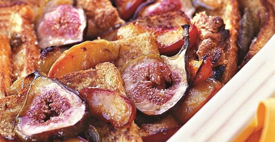 Запеканка из хлеба и фруктов