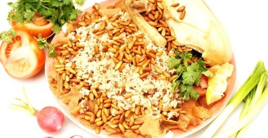 Плов со специями и орехами