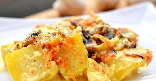 Картошка с грибами в сливках