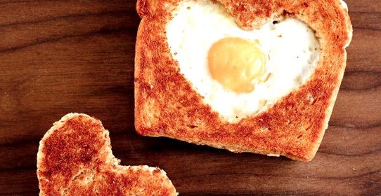 Яичница по‑французски в хлебе