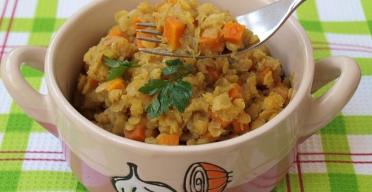 Каша из красной чечевицы с карри