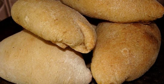 Бездрожжевые пирожки с яблоками