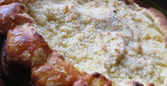 Вкусный пирог с яблоками и штрейзелем