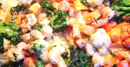 Паста с морским коктейлем в ароматном соусе