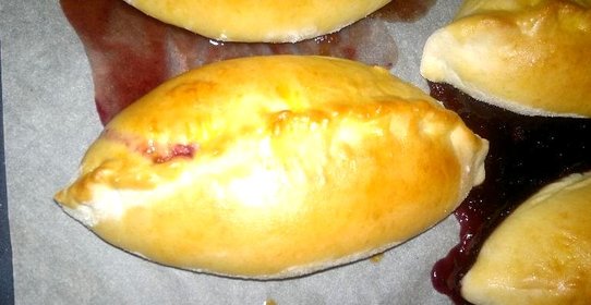 Пирожки с вареньем