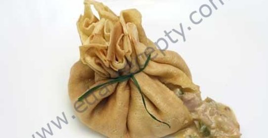 Блинчики с паприкашем «Кошелек богача»