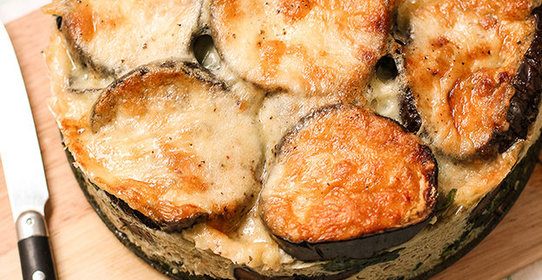 Пирог из баклажанов со шпинатом и сыром