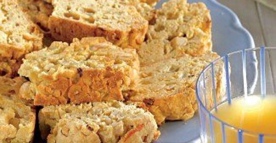 Кукурузные бискотти с сушеной грушей и фундуком