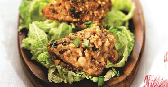 Жареный минтай в орехово-грибной панировке