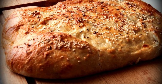 Пирог ароматный с сыром и творогом