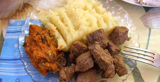 Тушеное мясо в собственном соку