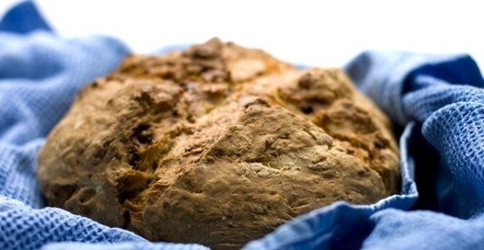 Хлеб с фисташками и черемшой