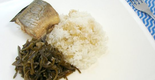 Терпуг в пароварке с салатом из морской капусты