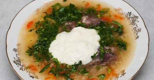 Щи из капусты со свининой