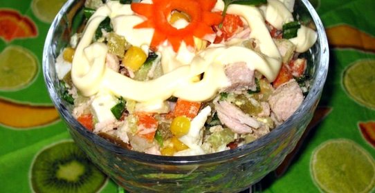 Салат Оливье с кукурузой