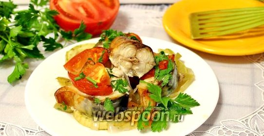 Скумбрия с овощами в духовке
