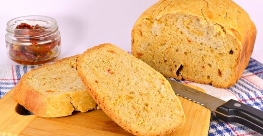 Хлеб с отрубями и вялеными помидорами в хлебопечке