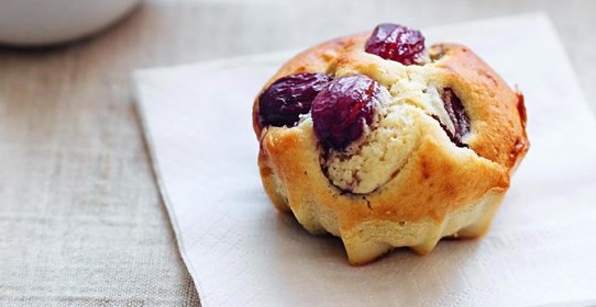 Маффины с голубым сыром и виноградом