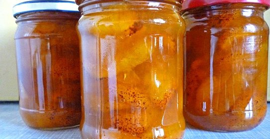 Варенье из половинок абрикосов