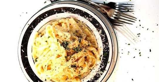 Феттучини в сливочно-сырном соусе