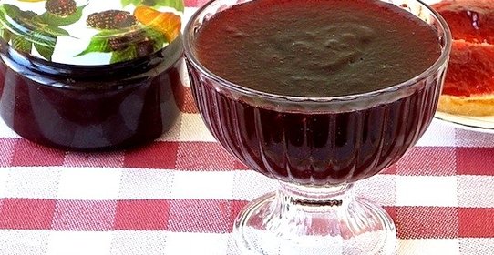Повидло из яблок и ежевики