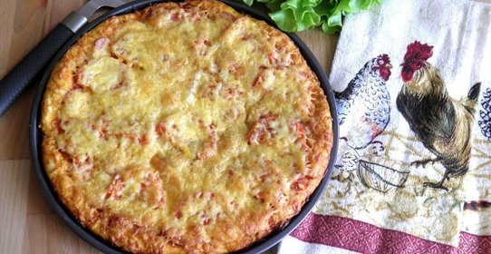 Пицца с сосисками и сыром