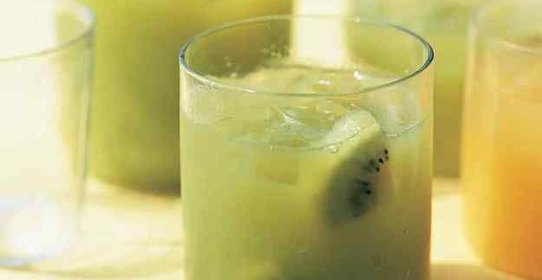 Сок из винограда и киви