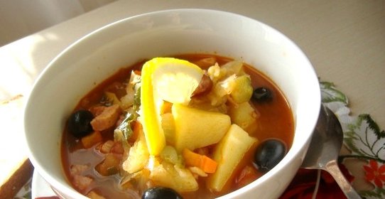 Солянка сборная мясная с капустой