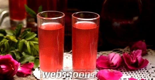 Ликёр из лепестков розы
