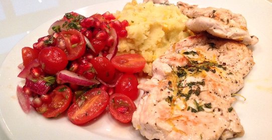 Лимонные отбивные из индейки с картофельно-кукурузным пюре