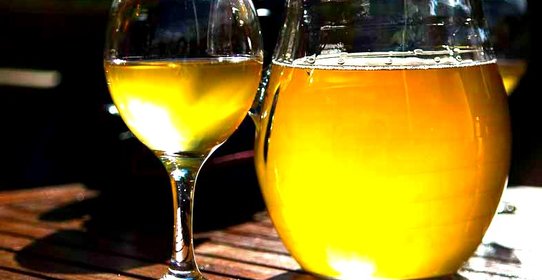 Вино из сухофруктов