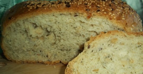 Хлеб со щавелем,ревенем и крапивой