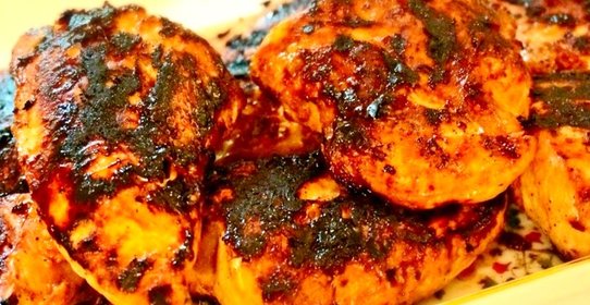 Индейка в соевом соусе на сковороде