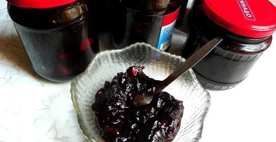 Варенье из слив и яблок